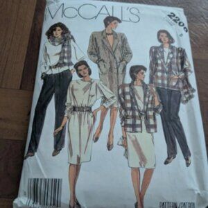 Coat Dress Jacket Blouse Skirt Pants Scarf 8 McCalls 2200 Sewing Pattern VTG UC